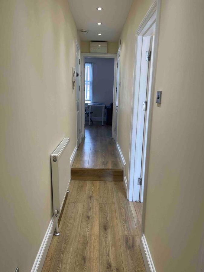 Quiet And Cozy 2 Seperate Bedrooms And 2 Bathroom With Terrace London Luaran gambar